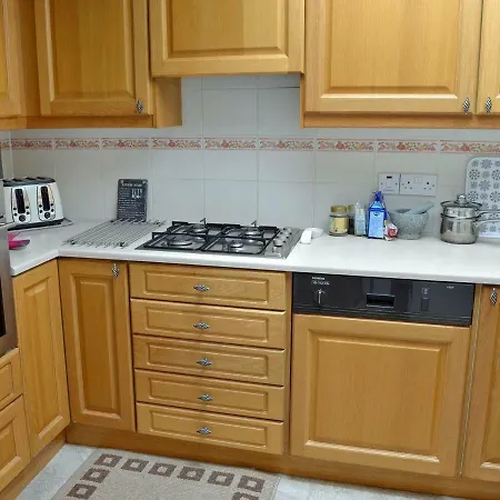 Meadowcroft 12 * باونيس أون وينديرمير